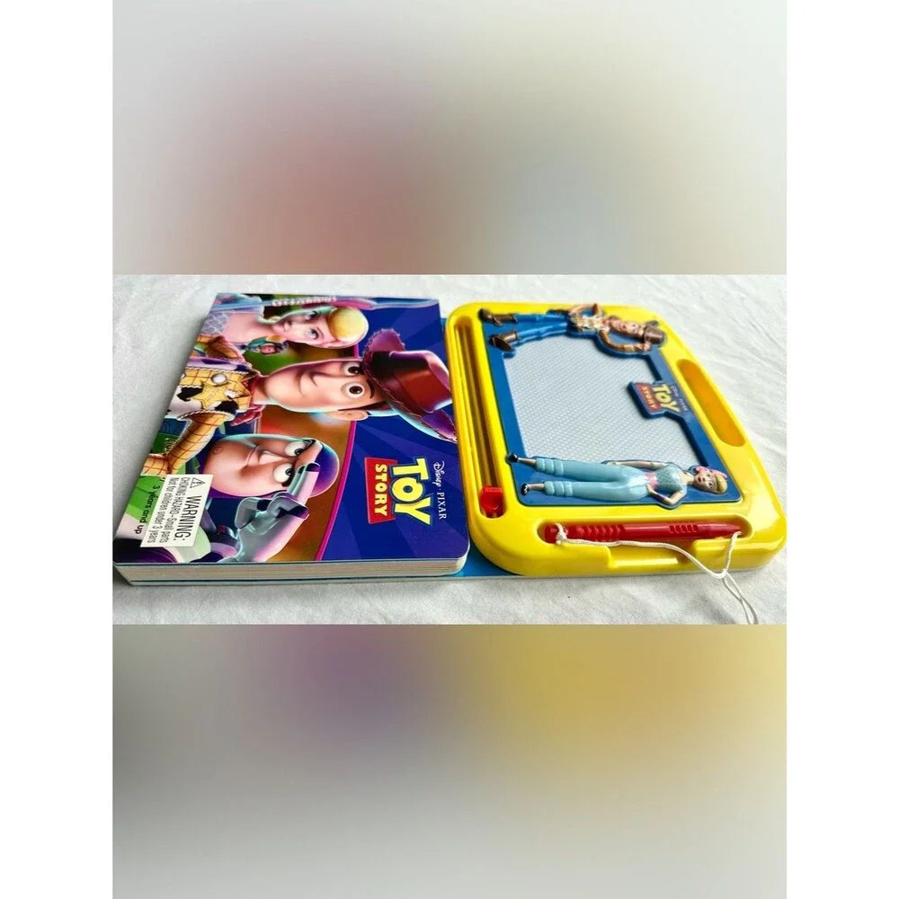 Disney Pixar Toy Story Magnetic Drawing Board & How-to-Draw Book